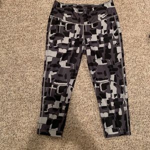 Nike cropped leggings